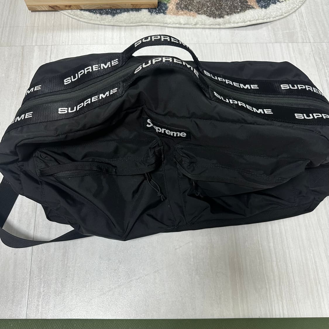 슈프림 더플백 22fw 상품이미지2