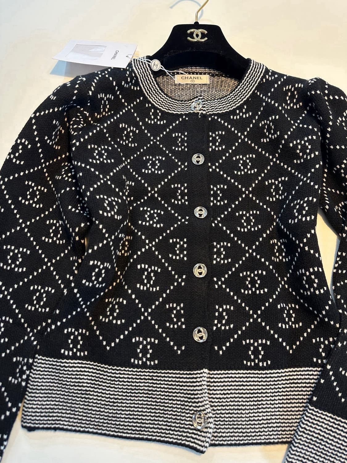 (새상품)샤넬가디건 상품이미지4