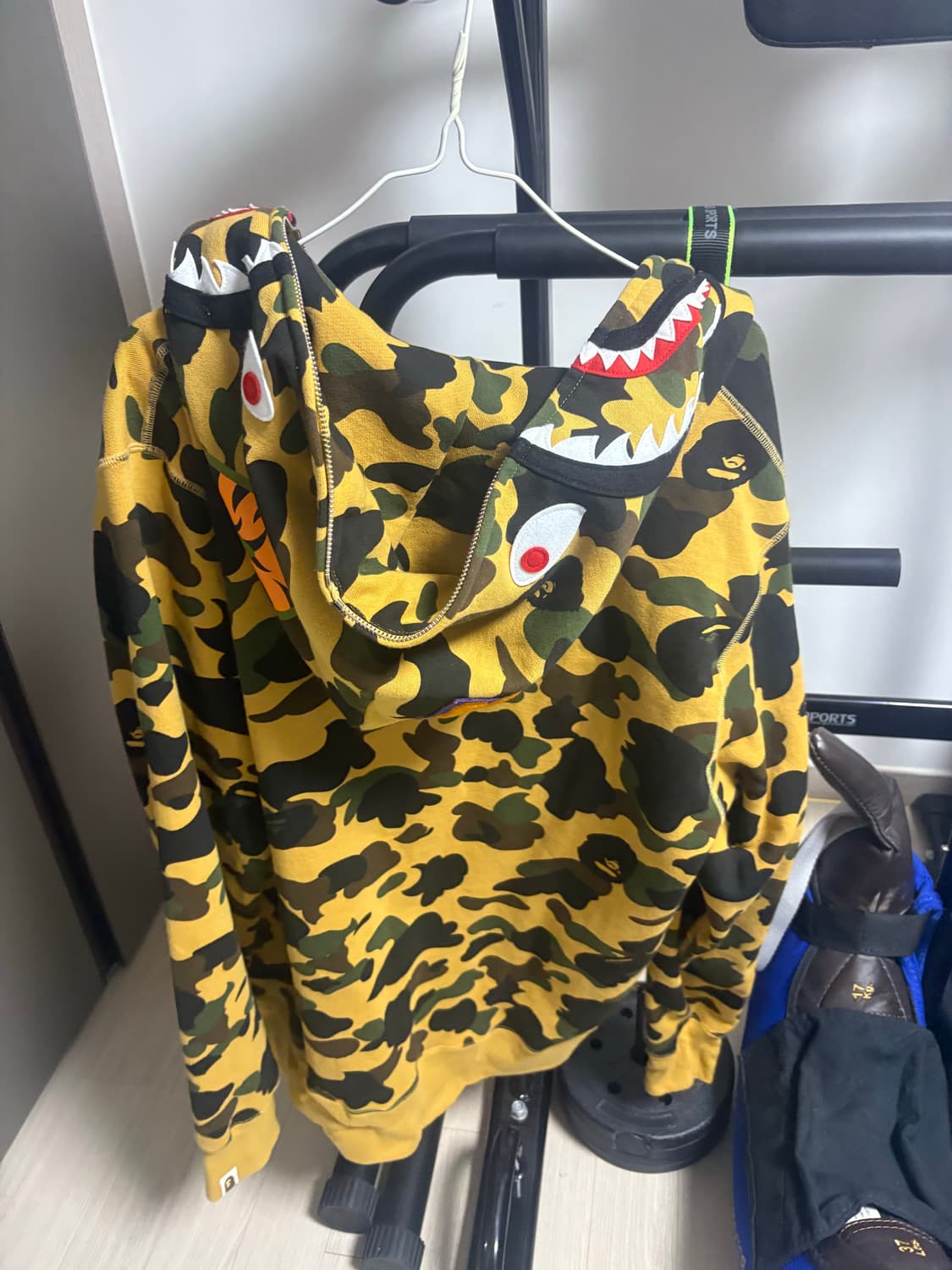 베이프 샤크후드 상품이미지2