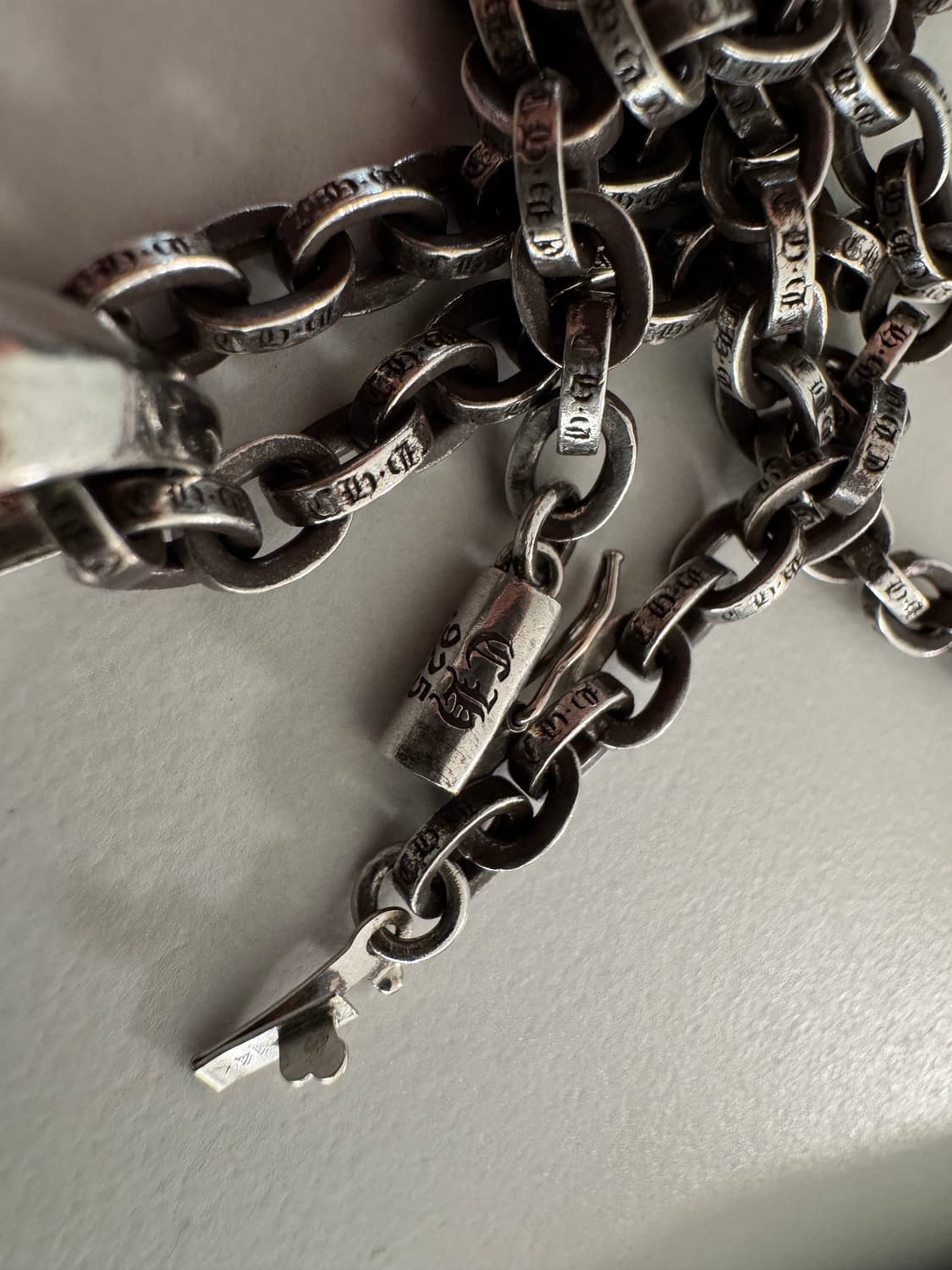 크롬하츠 스몰크로스베일+페이퍼체인 24“인치 상품이미지3