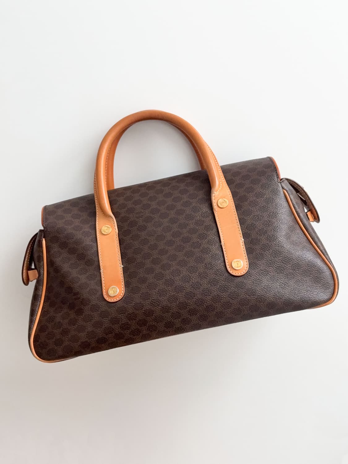 셀린느 마카담 포켓 토트백 상품이미지6