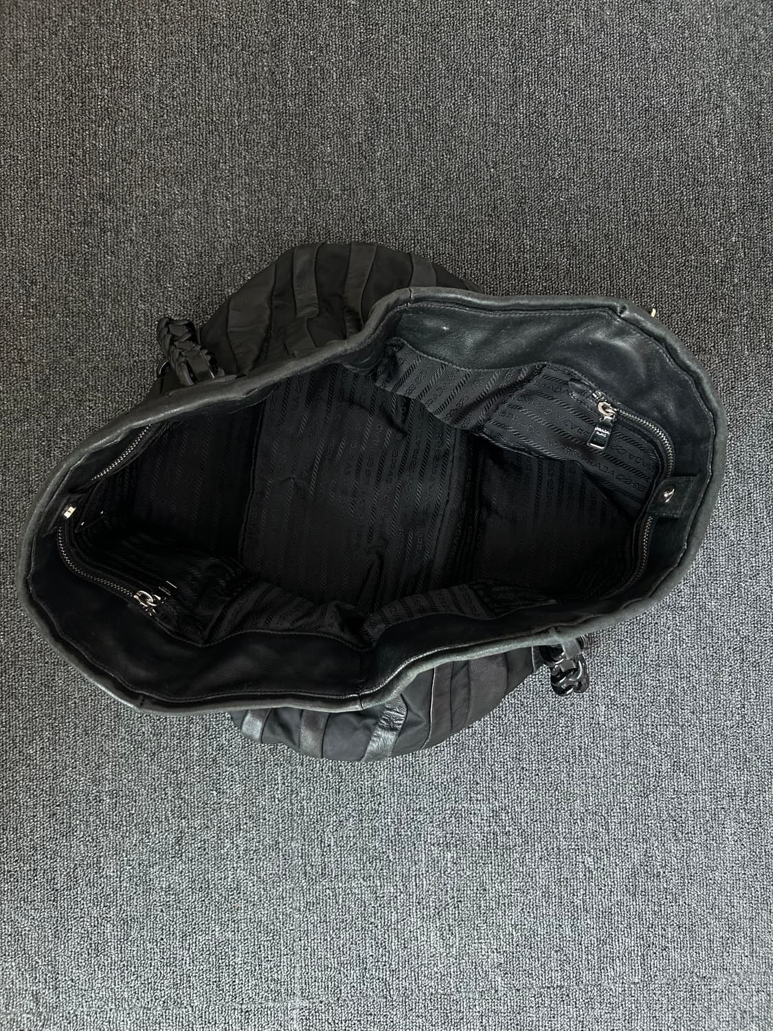 프라다 테수토 스트라이프 토트백 상품이미지5