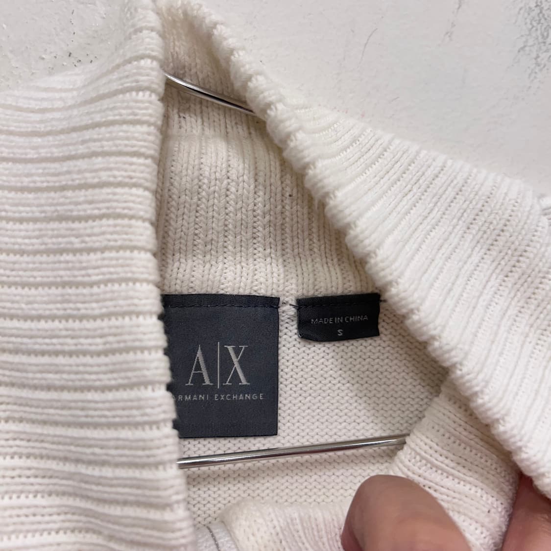 아르마니 익스체인지 사선 지퍼 터틀텍 니트 상품이미지3