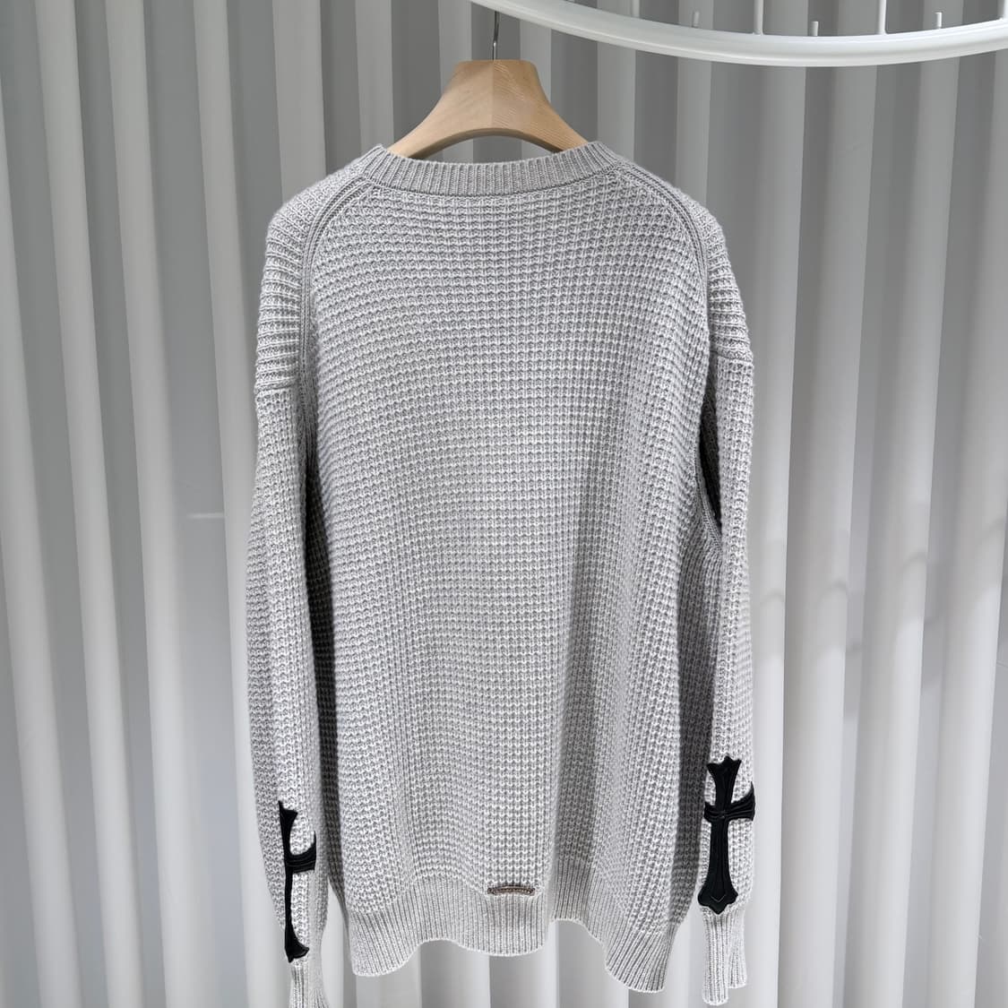 M / 크롬하츠 가죽 크로스패치 캐시미어 니트 상품이미지4