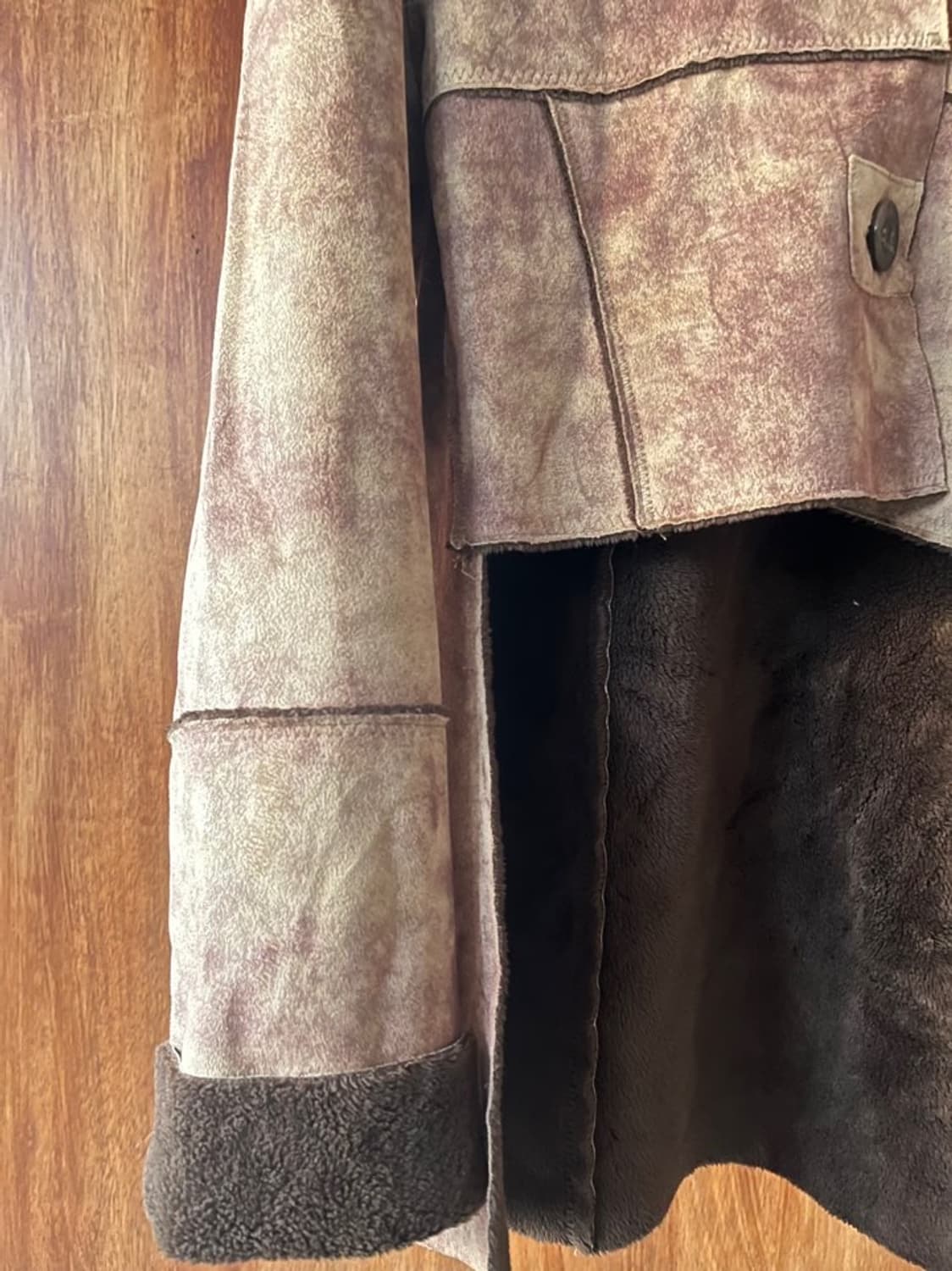 Distressed shearling crop jacket 상품이미지5