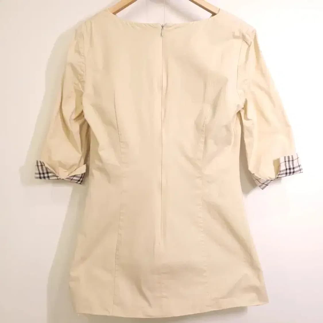 버버리 런던 체크 커프스 반팔 튜닉 블라우스 55 상품이미지9