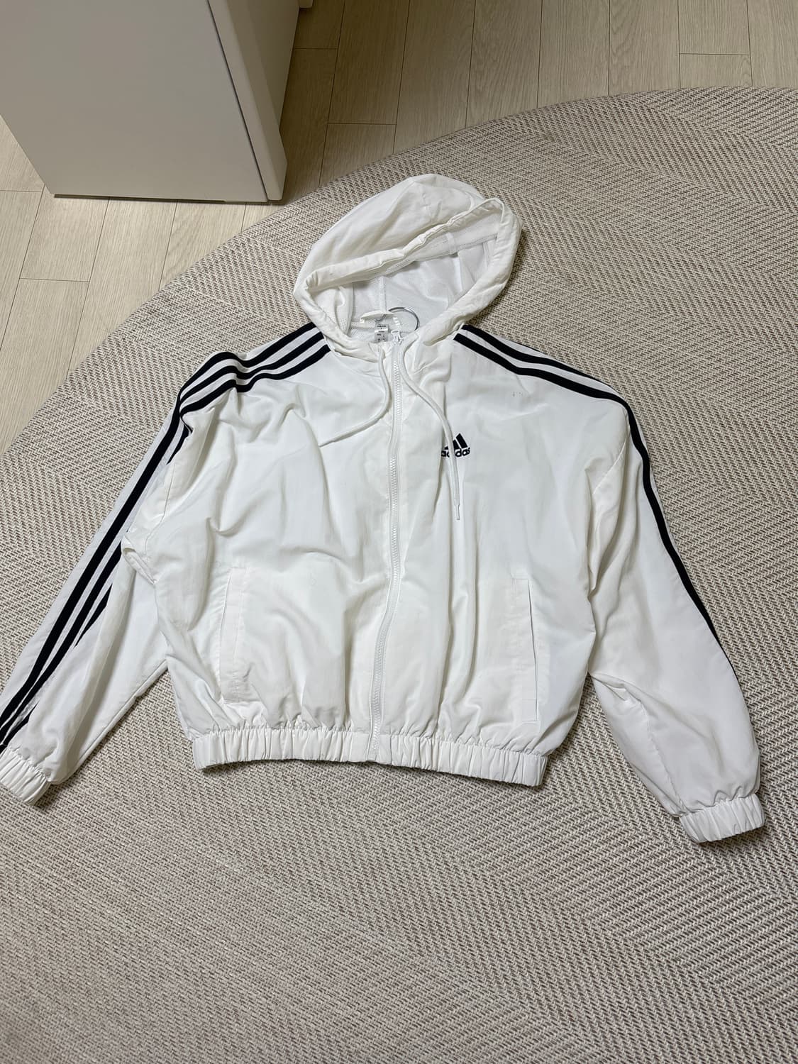 아디다스 우븐 바람막이 화이트s 상품이미지2