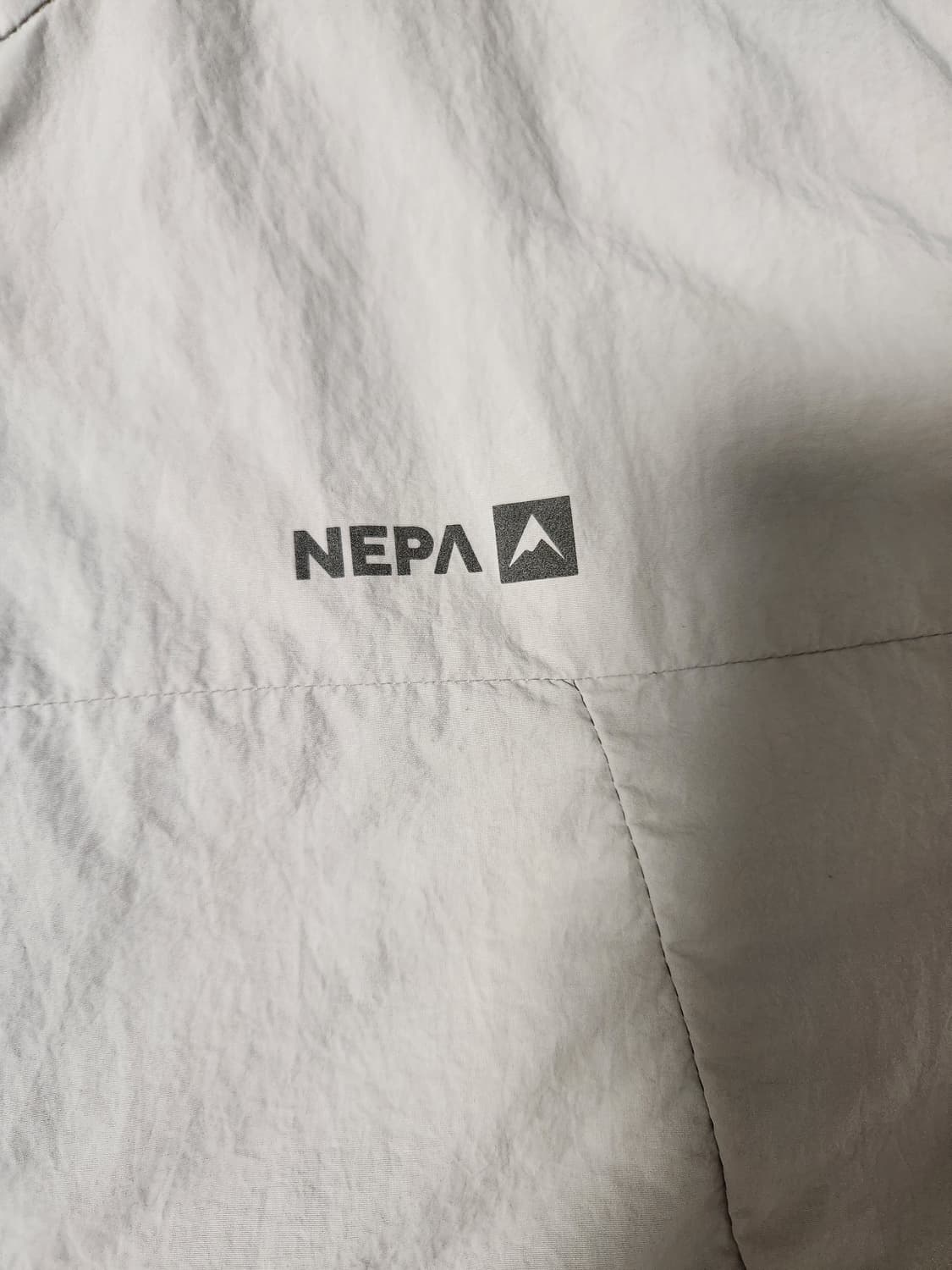 새상품급) 네파 피스토 공용 윈드자켓 바람막이 7LC0692 사이즈105 상품이미지5