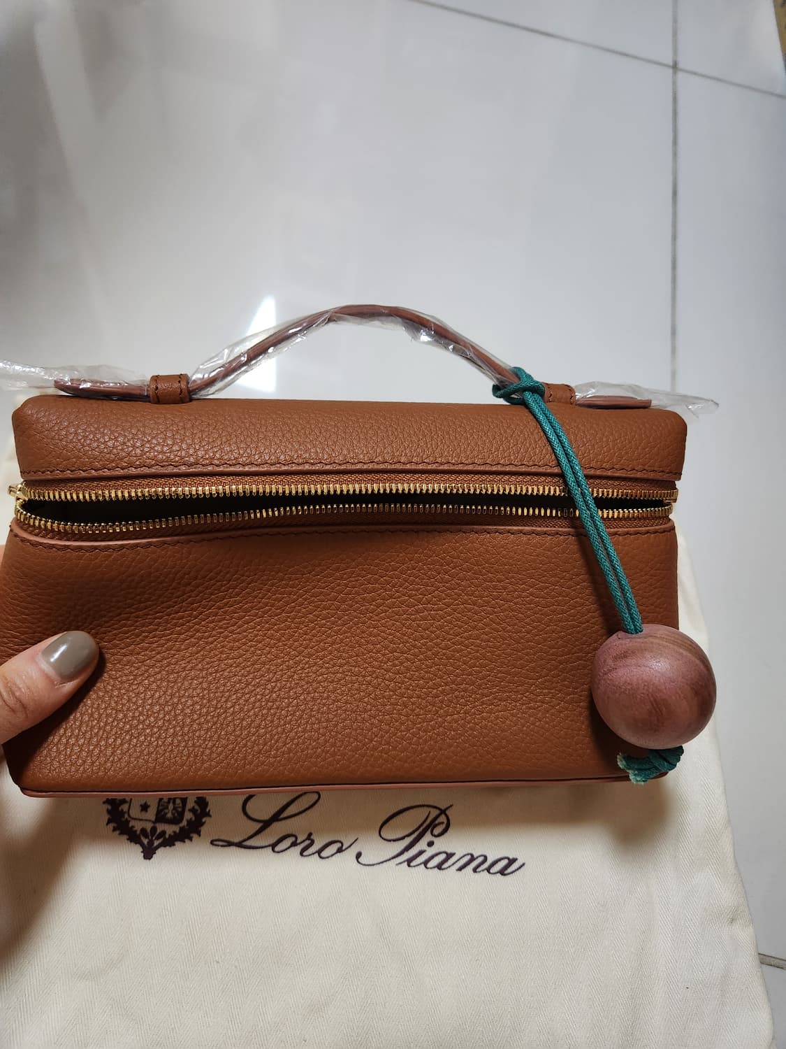 로로피아나 엑스트라 포켓19 상품이미지1