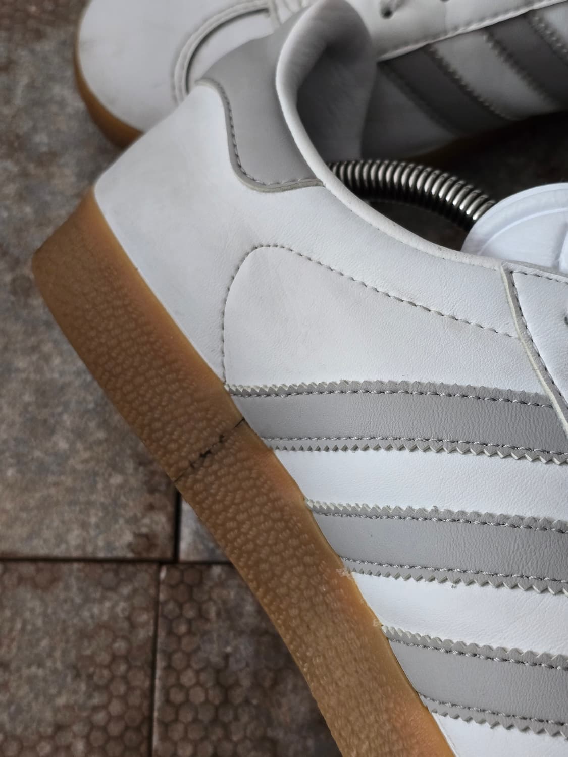 (250)아디다스 가젤 화이트 그레이  상품이미지4