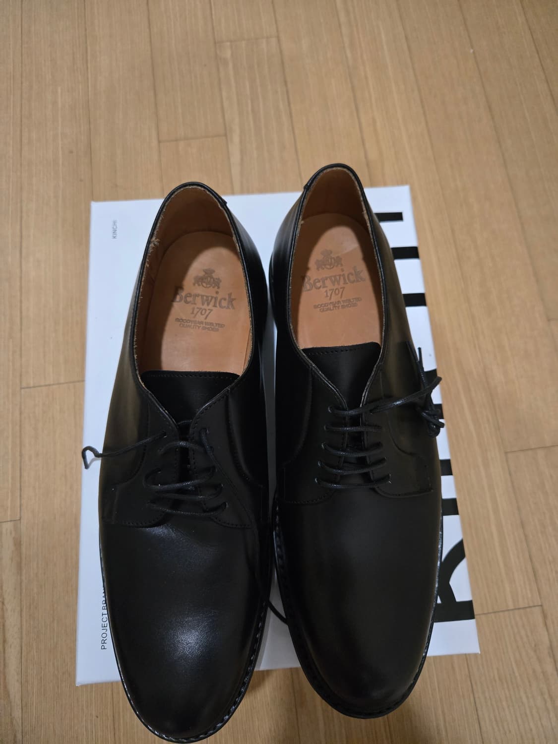 버윅 4406 비브람솔 9.5사이즈 판매합니다 상품이미지3