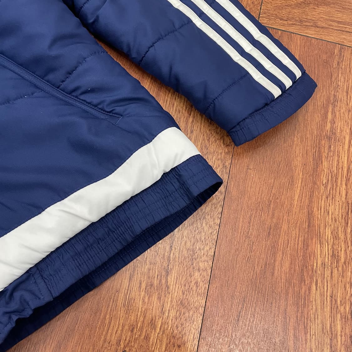 아디다스 수원삼성 패딩 상품이미지4