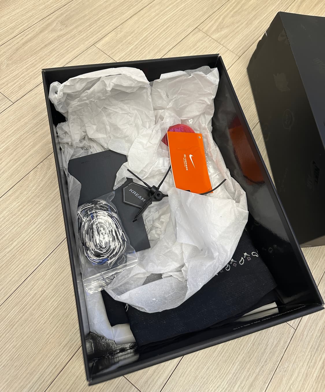 나이키트레비스캇판매합니다 상품이미지5