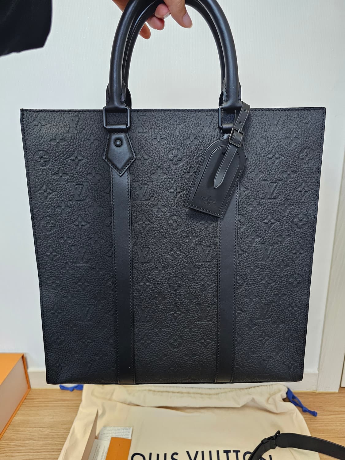 루이비통 토리옹 삭플라NV 토트백 크로스백 신형 상품이미지5