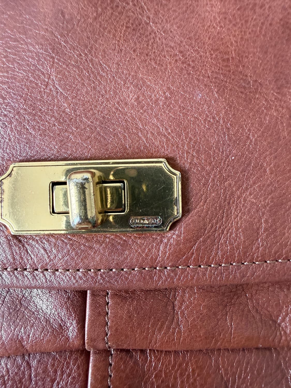 코치(COACH) 레더 체인 숄더백 상품이미지4