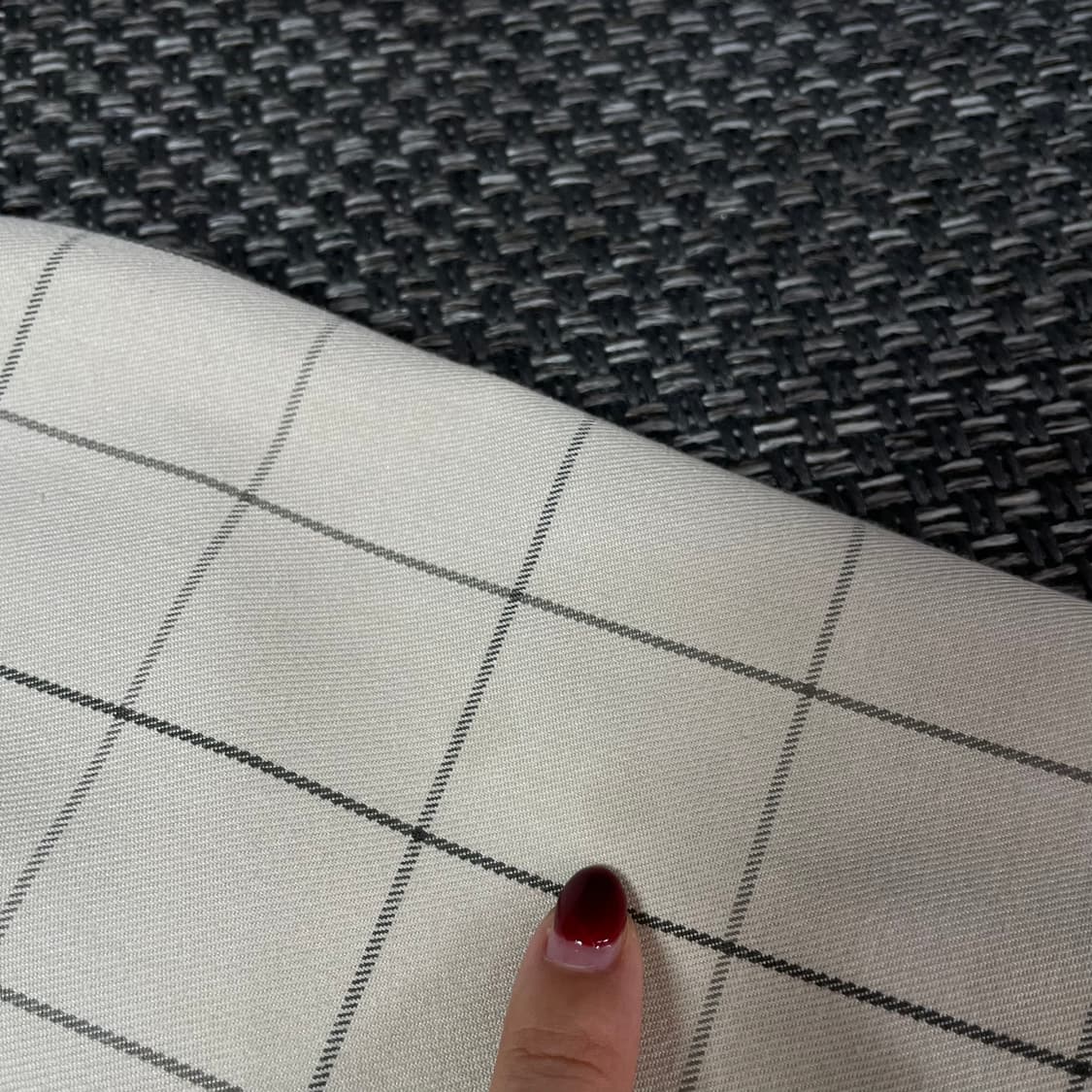 유니클로 베이지 블랙 라인 체크 긴팔 셔츠 L 상품이미지6