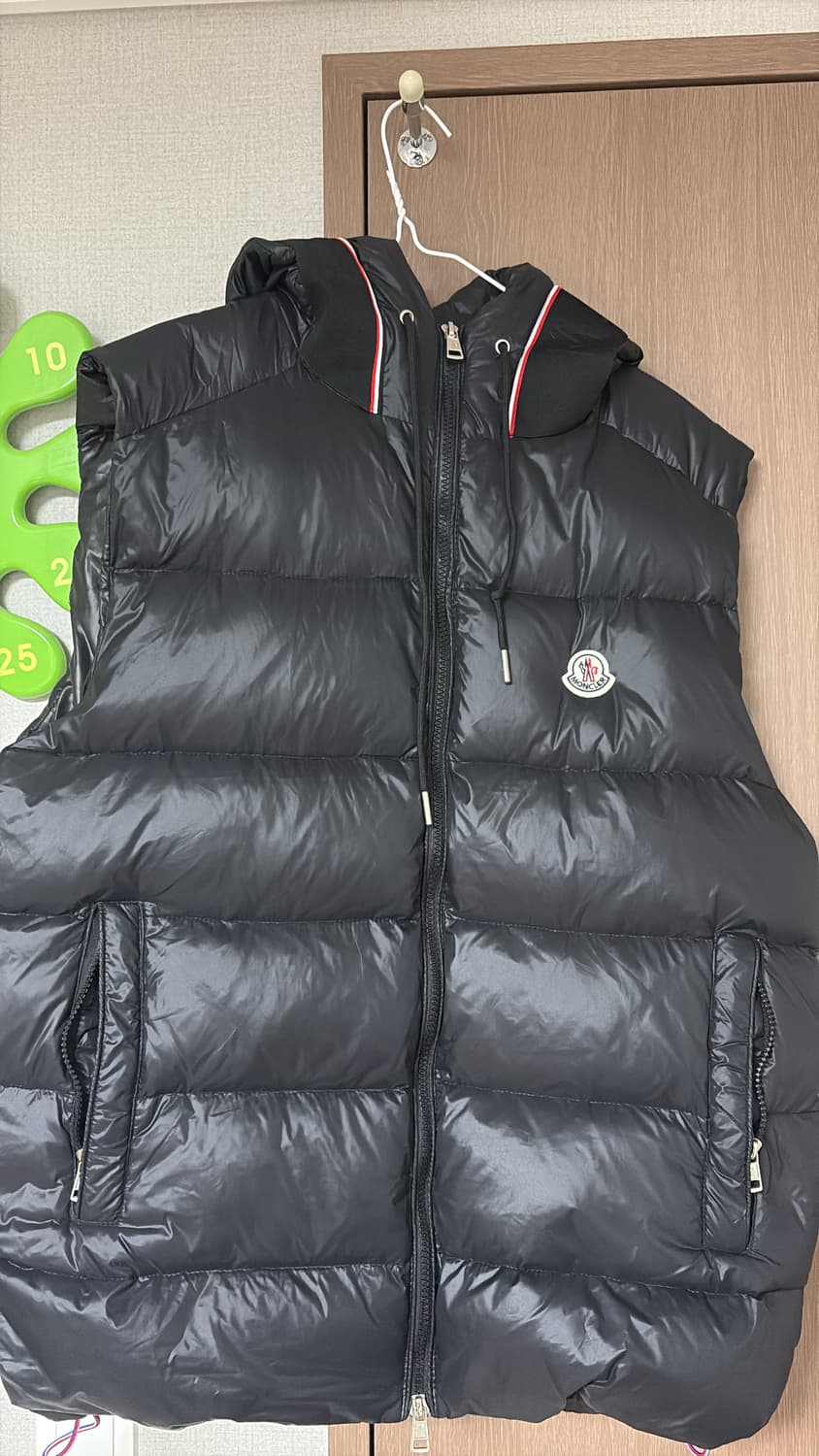 몽클레르 조끼패딩 상품이미지1