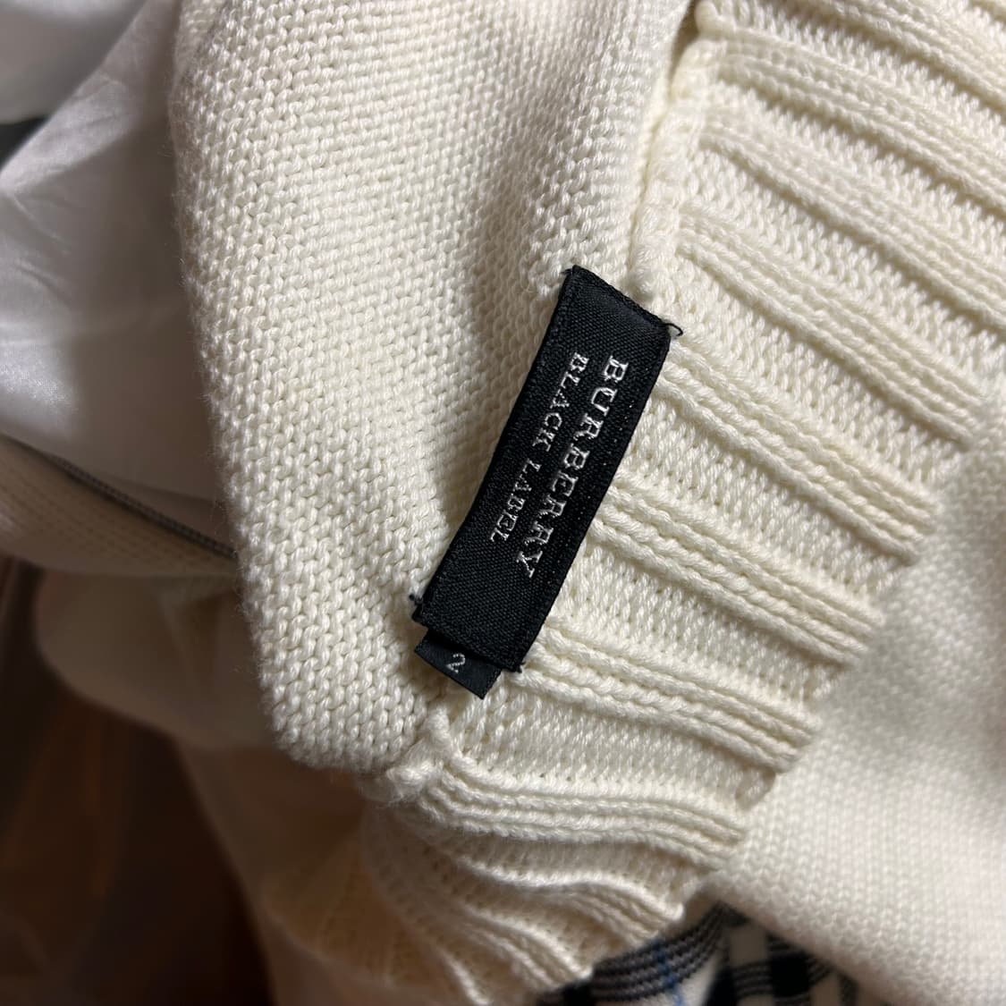 버버리 블랙라벨 정품 가디건 2사이즈 m 상품이미지5