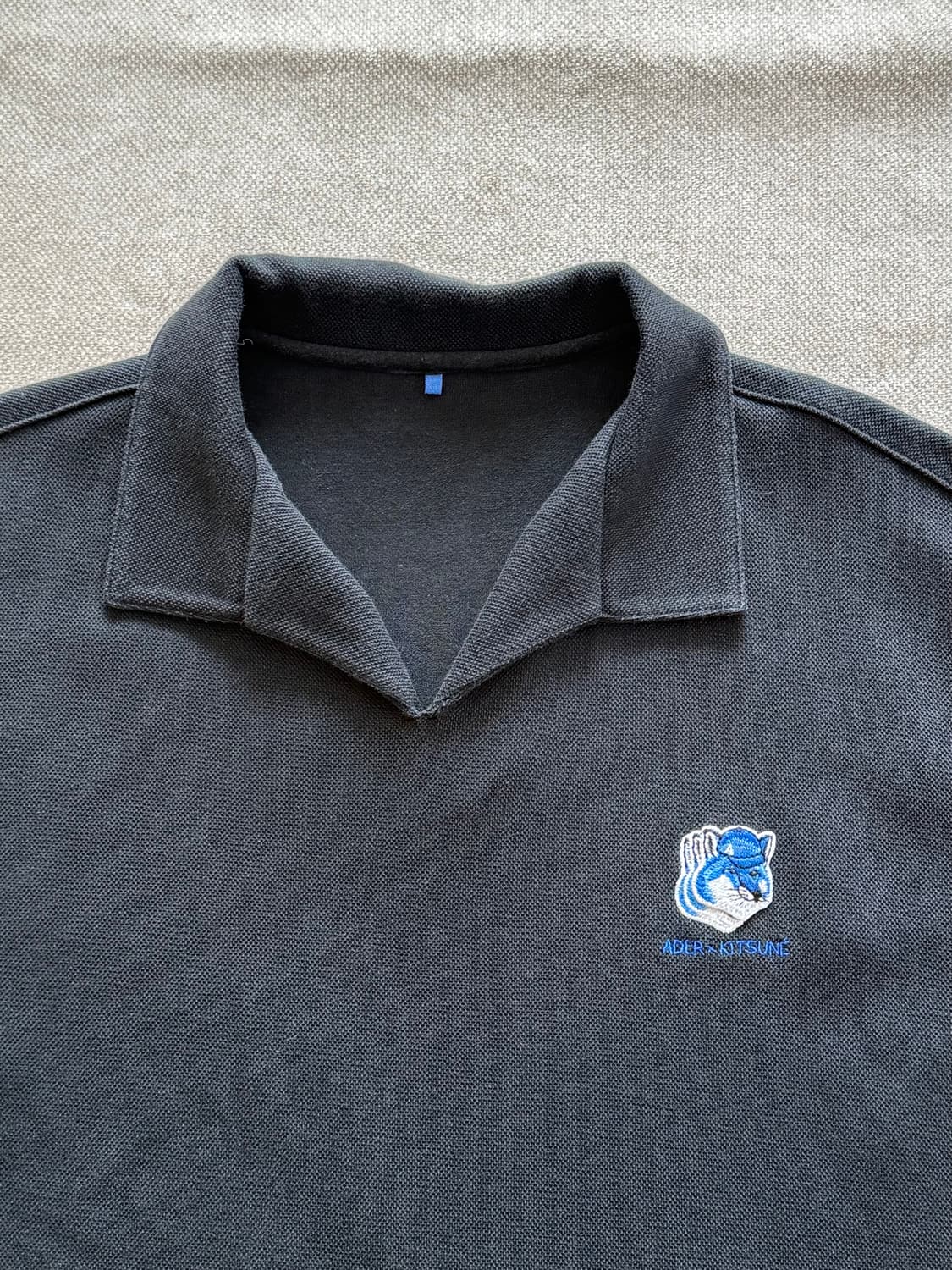 메종키츠네 x 아더에러 트리플 폭스 헤드 피케이 티셔츠 상품이미지2