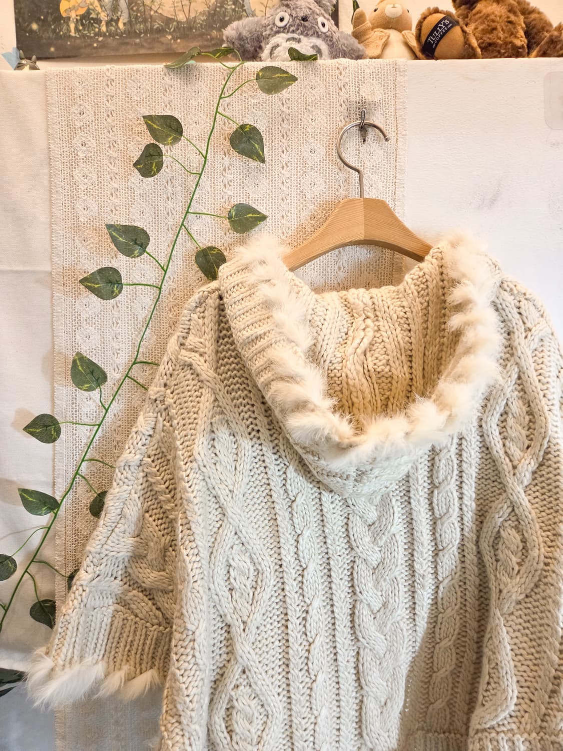 Earth music 퍼 트리밍 케이프 가디건 상품이미지5