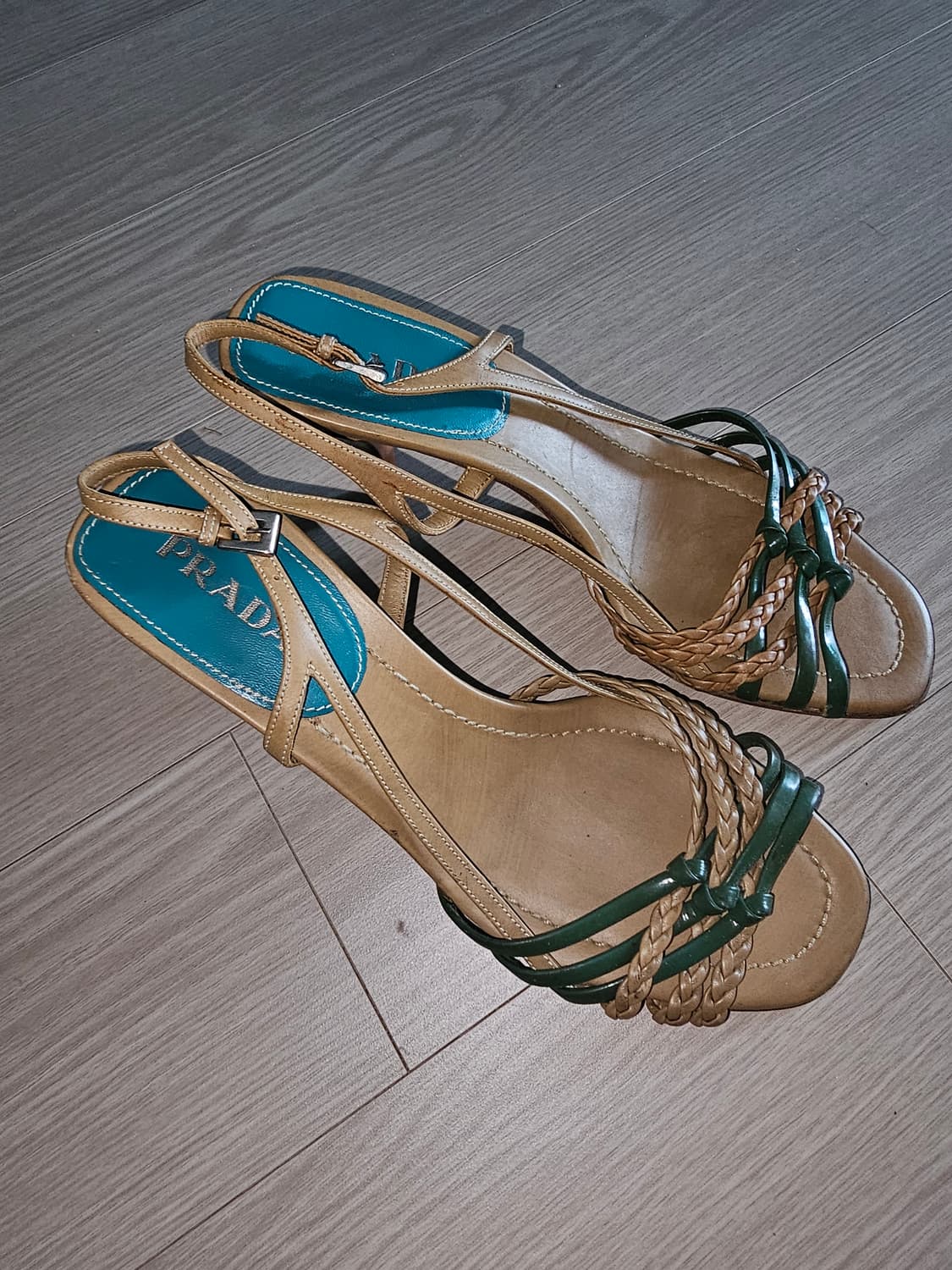 프라다 우븐 스트랩 샌들 상품이미지5