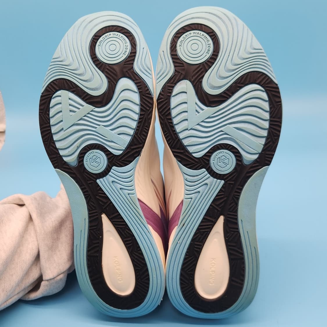 oo 콜핑 트레일 워킹화250 상품이미지3