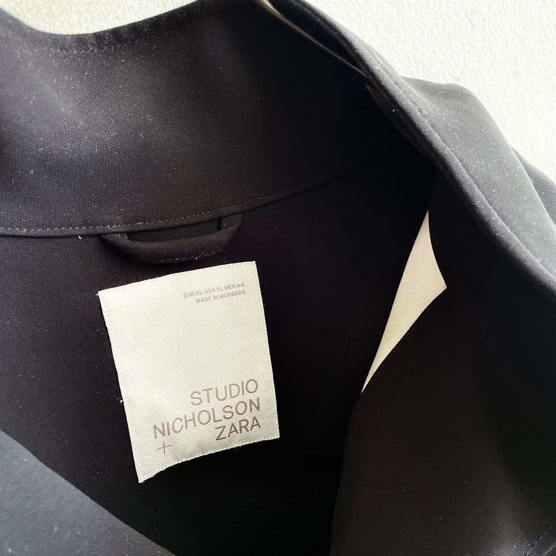 자라 x 스튜디오니콜슨 파우치 포켓 오버셔츠 상품이미지4