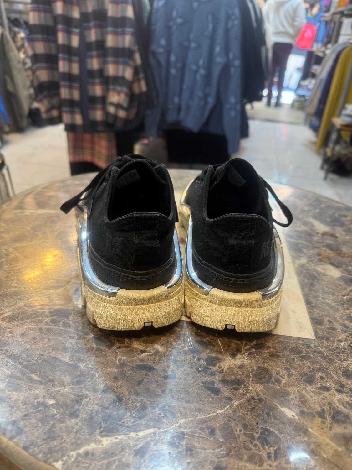 7반/260 정품 라프시몬스+아디다스 디트로이트런너 팝니다 상품이미지3