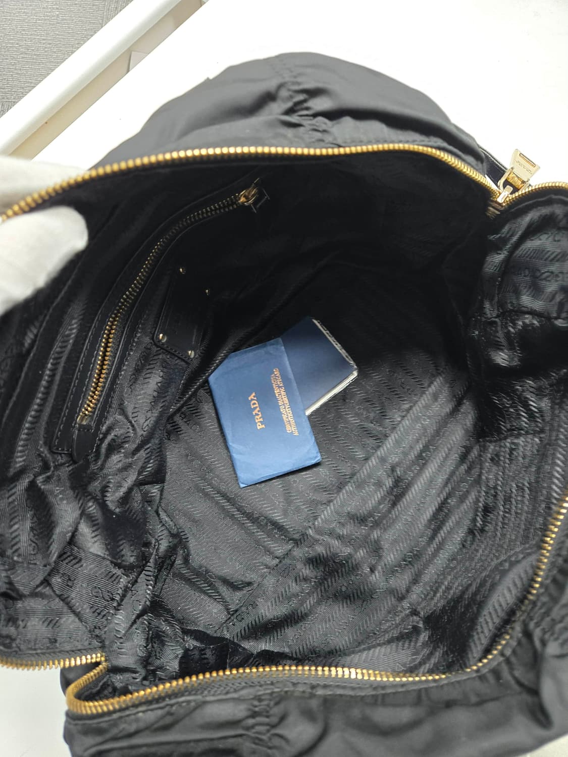 [50%세일]프라다 고프레백 상품이미지7