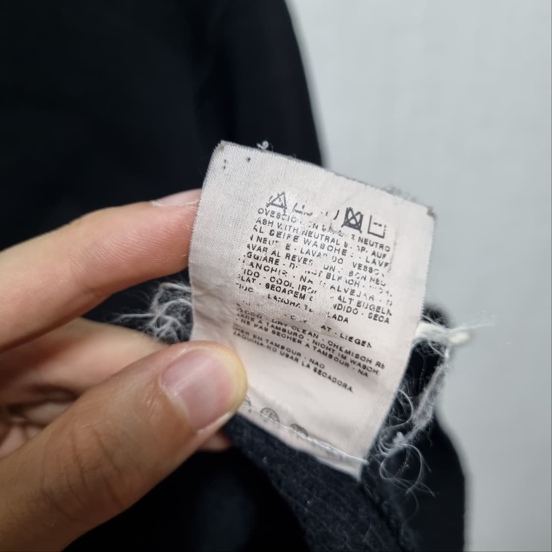 ( 105 ) 스톤아일랜드 블랙 니트 상품이미지9