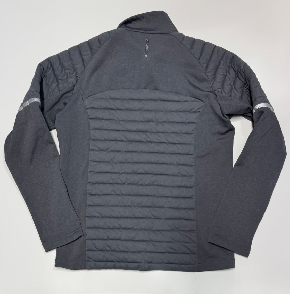 아식스 하이브리드 경량 패딩 집업 자켓 L 상품이미지2