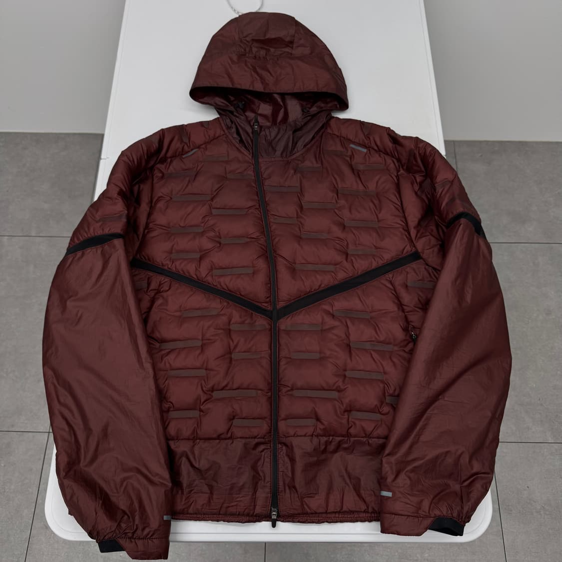 나이키 에어로로프트 자켓  상품이미지2