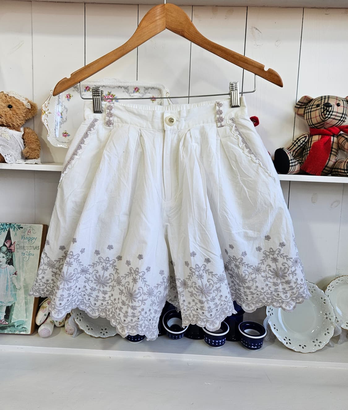 엑시즈팜(Axes Femme) 자수 플레어 스커트핏바지 상품이미지1