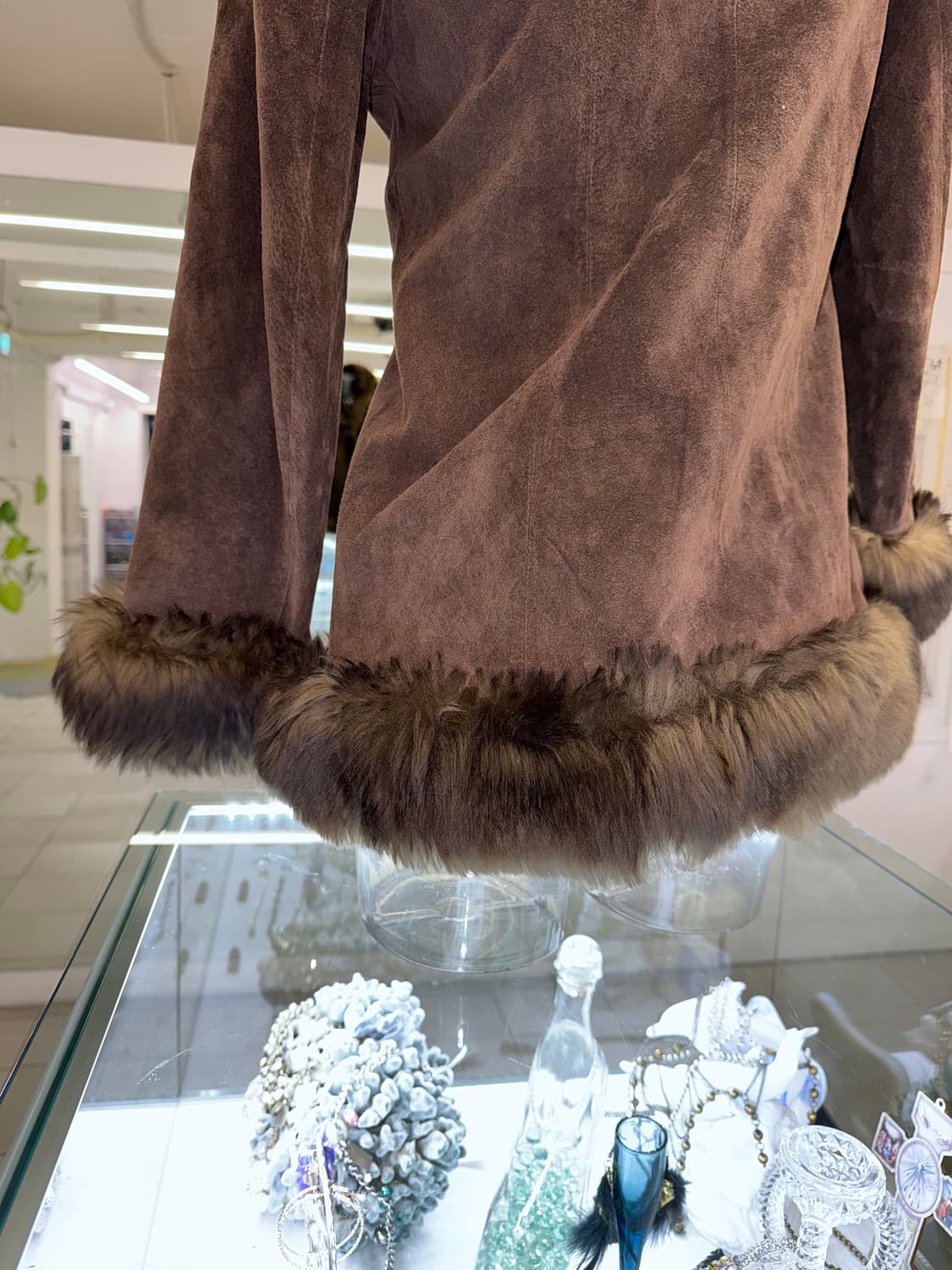 fur trim maxi shearling jacket 상품이미지3