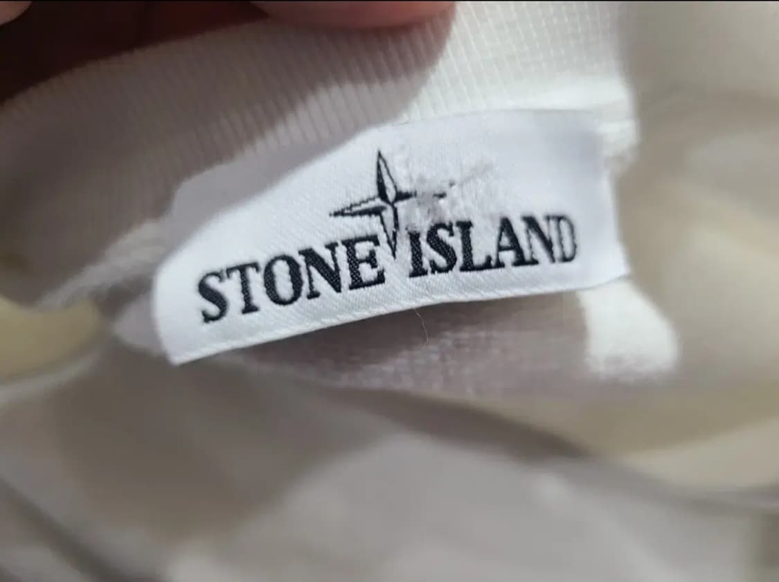 스톤아일랜드 화이트 맨투맨 티셔츠  상품이미지5