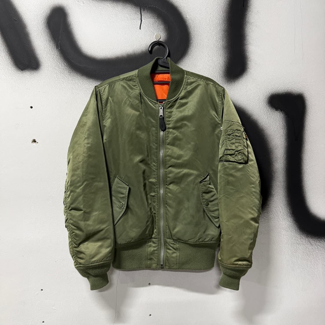 알파인더스트리 USA 리버시블 Ma-1 플라이트 봄버 자켓 상품이미지1