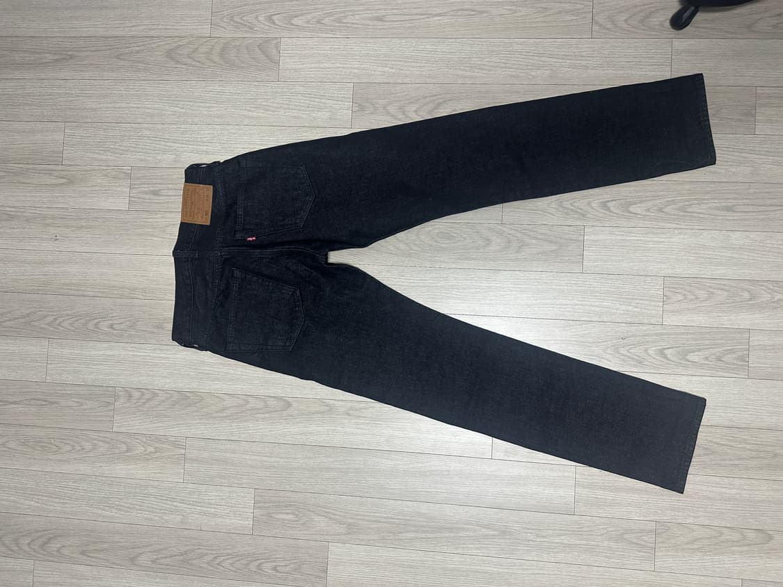 리바이스 501 블랙 셀비지 005013654 상품이미지3