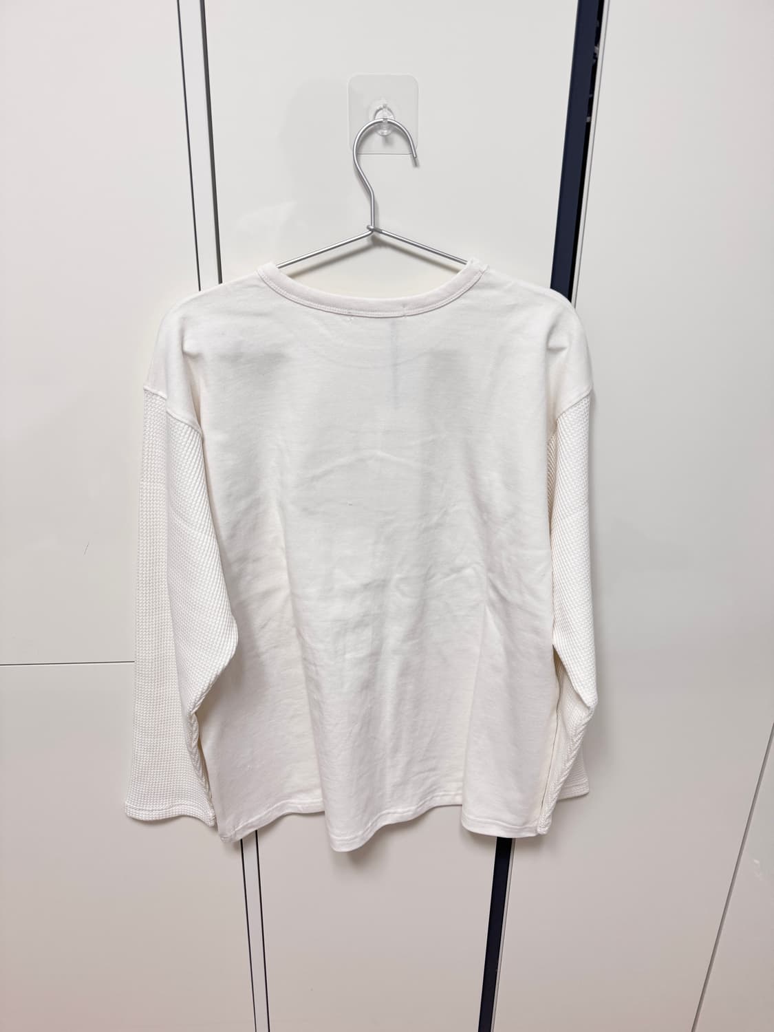 오헤시오 플라워 머쉬룸 패치 티셔츠 아이보리 상품이미지2