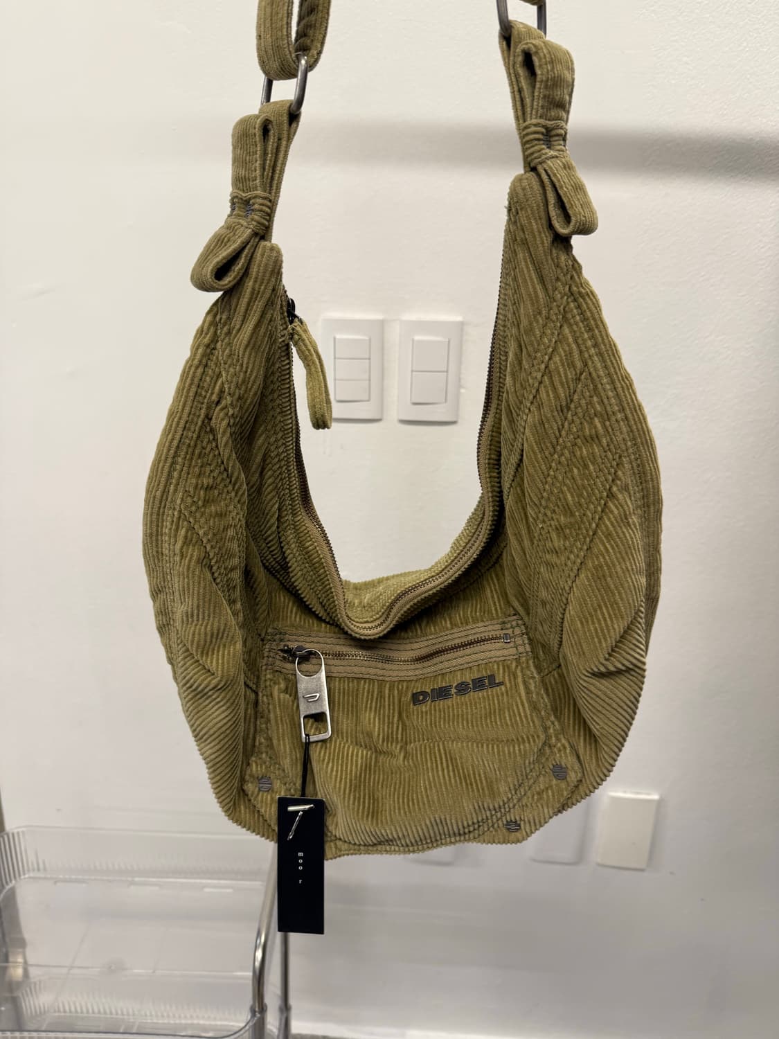 Diesel archive shoulder bag beige  상품이미지4