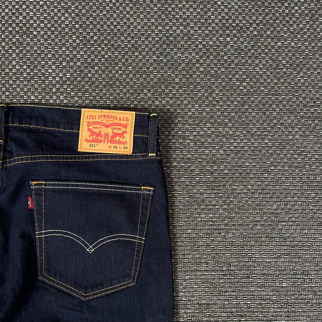 [새상품] (36) 리바이스 511 진청 데님 팬츠  상품이미지5