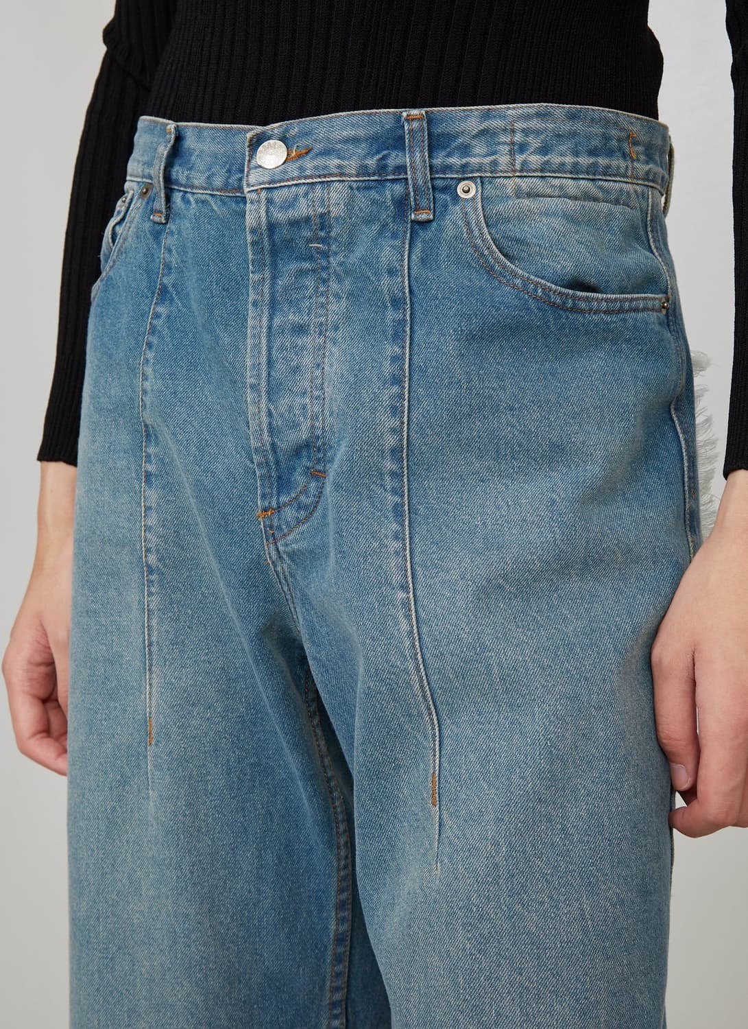 Edward cuming Dart Volume Jeans 1사이즈 상품이미지5