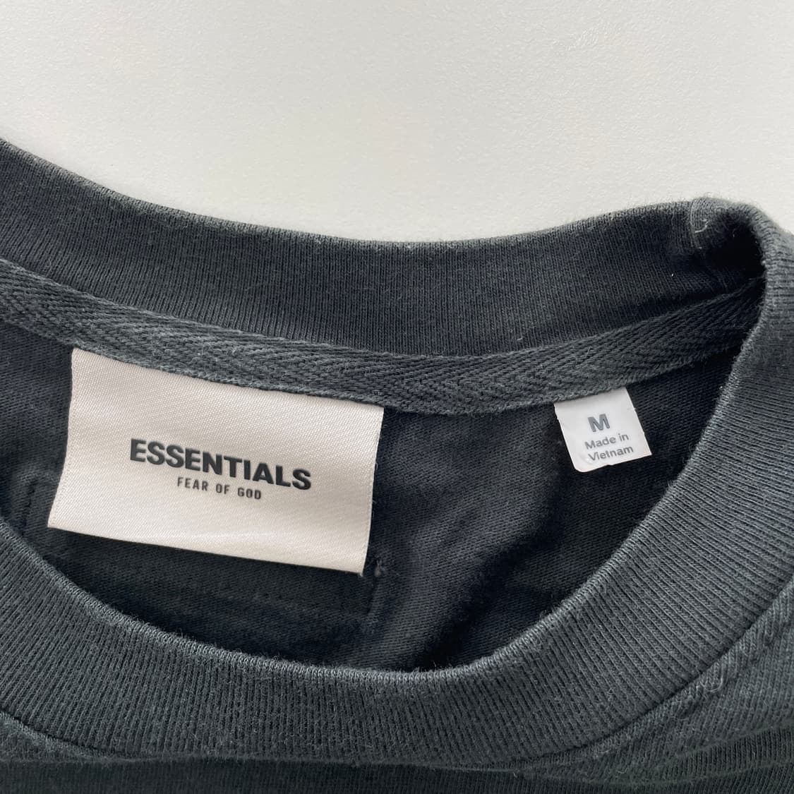피어오브갓 에센셜 공용100-105 오버핏 블랙 로고 반팔 티셔츠 상품이미지8