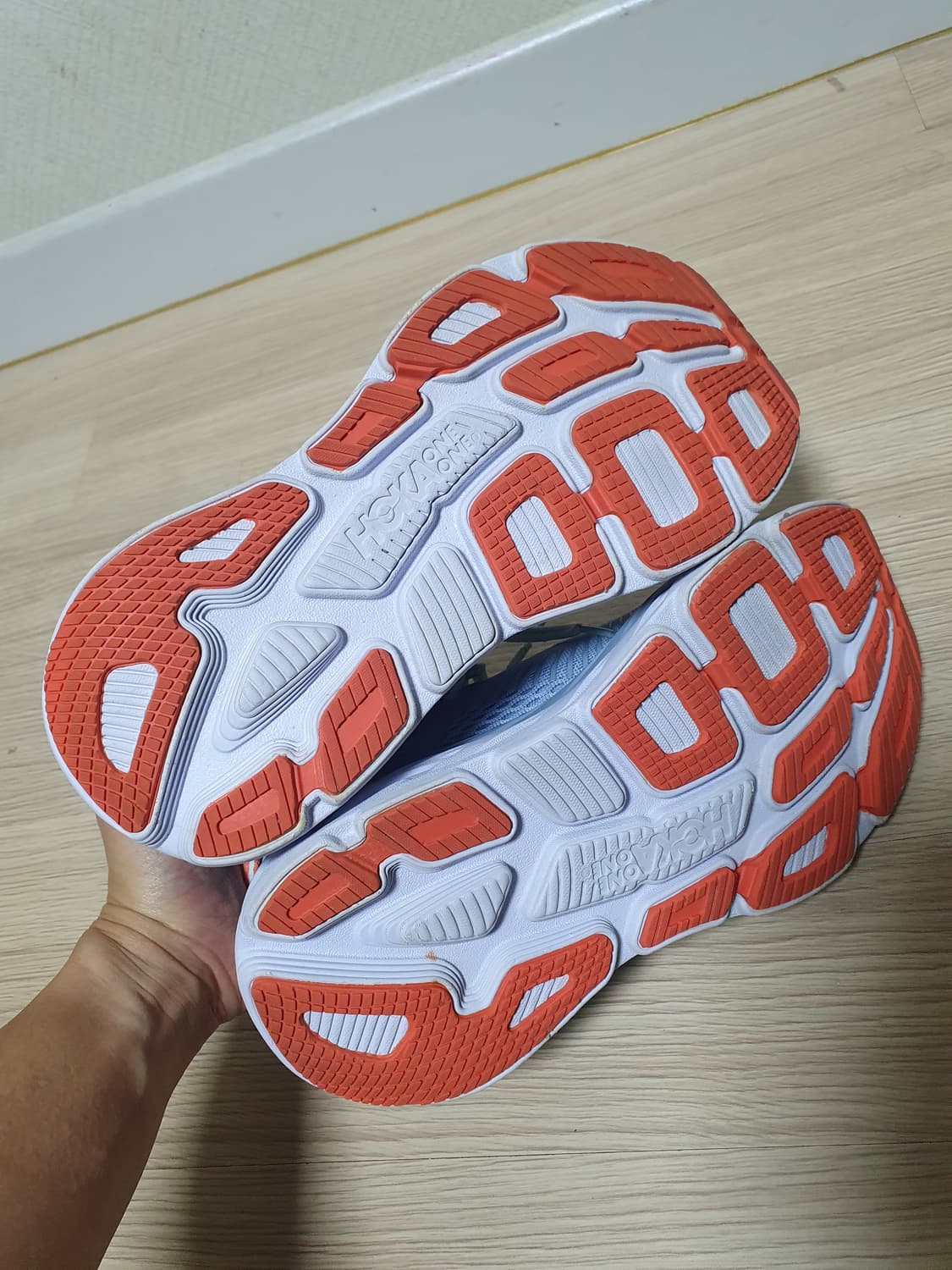 호카 본디7 와이드 운동화 240 상품이미지7