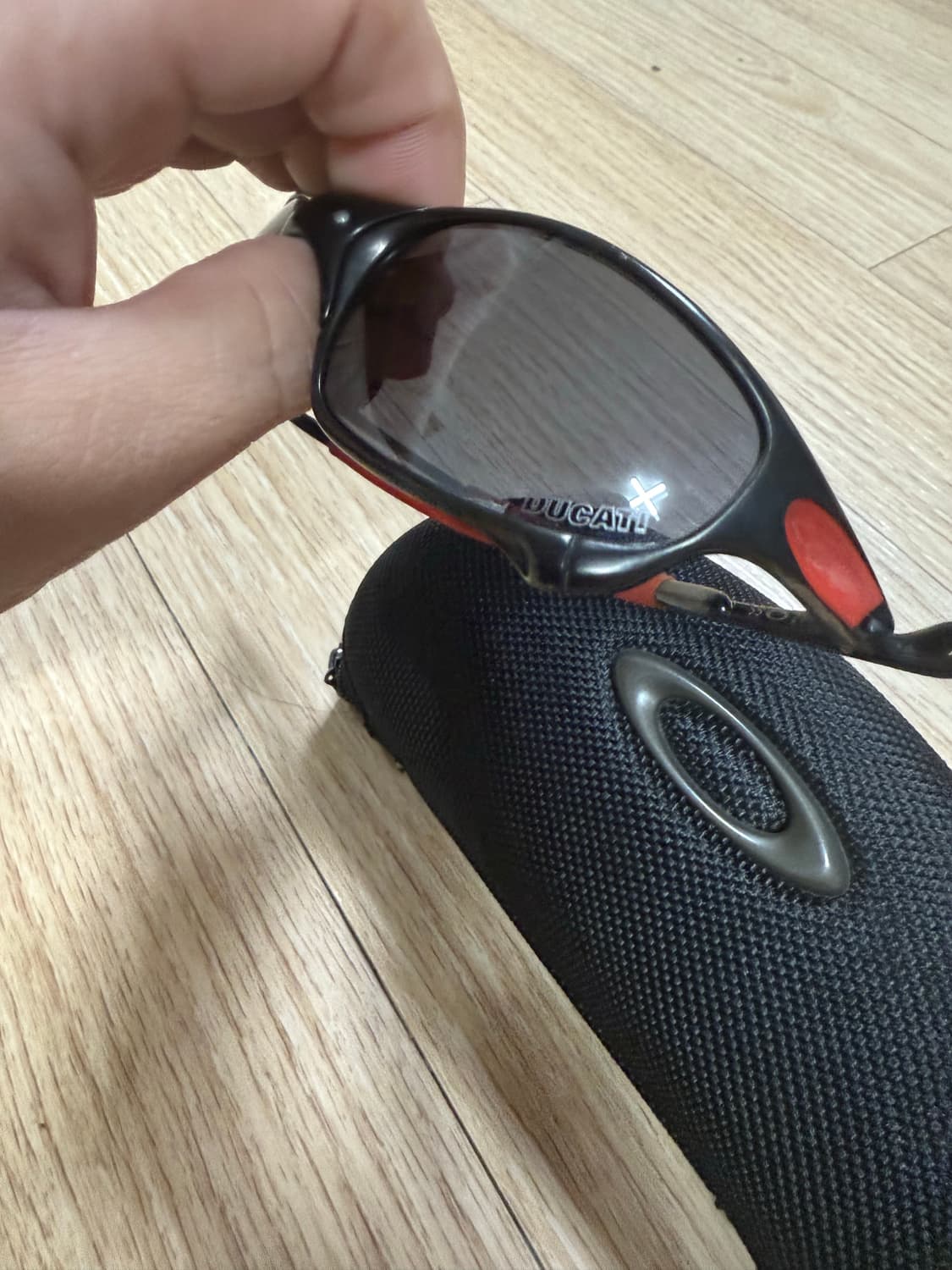 오클리 1999 엑스메탈 줄리엣 두가티 에디션 상품이미지3