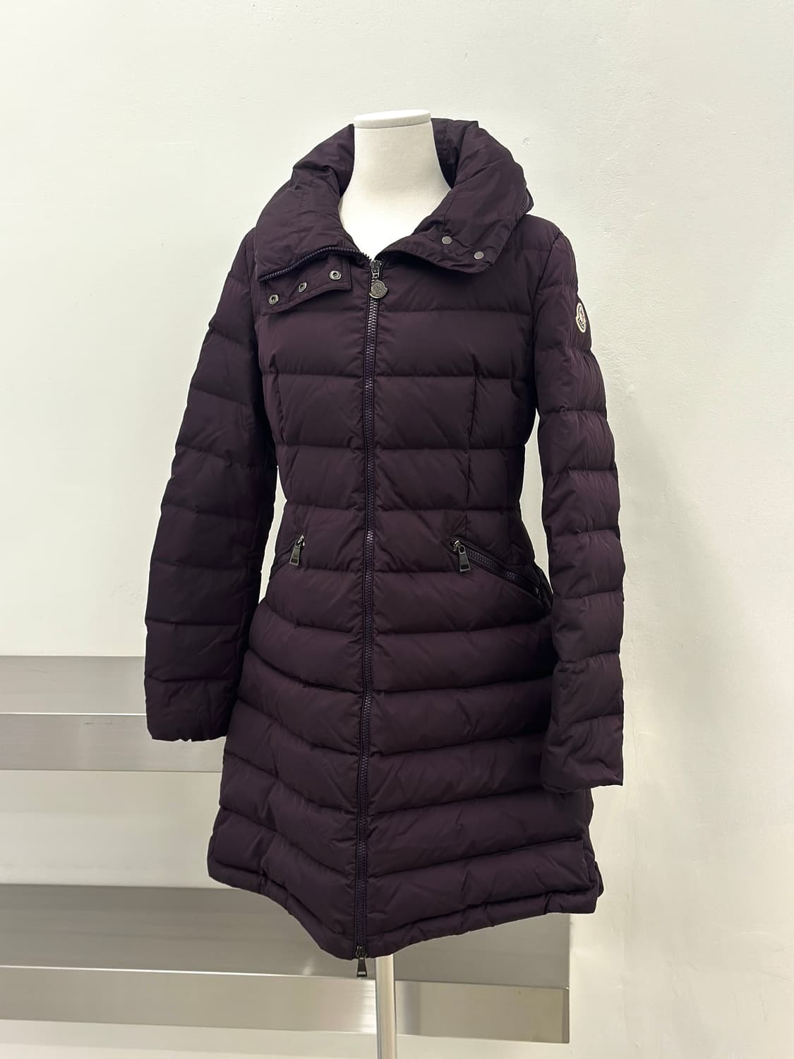 몽클레어 플라메뜨 버건디 롱패딩 상품이미지1