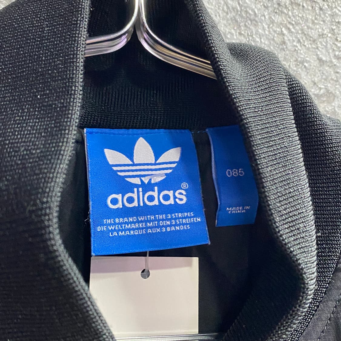 아디다스 니고 베어 빅로고 봄버 자켓 B2910 상품이미지3