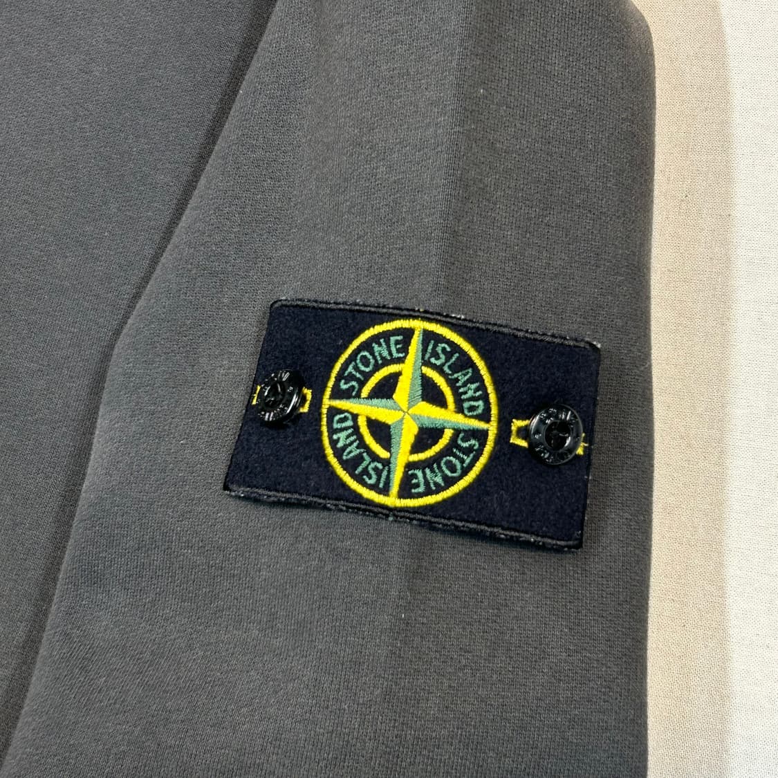 XL) 스톤아일랜드 와펜 맨투맨 스웨트셔츠 정품 상품이미지4