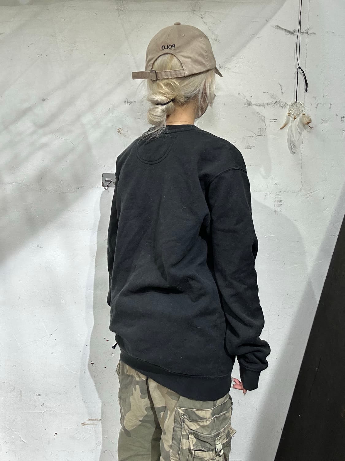 칼하트 블랙 오버핏 맨투맨 S 상품이미지3