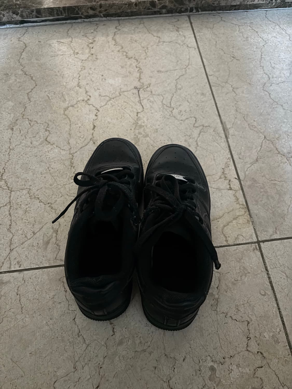 나이키 에어포스 230 상품이미지1