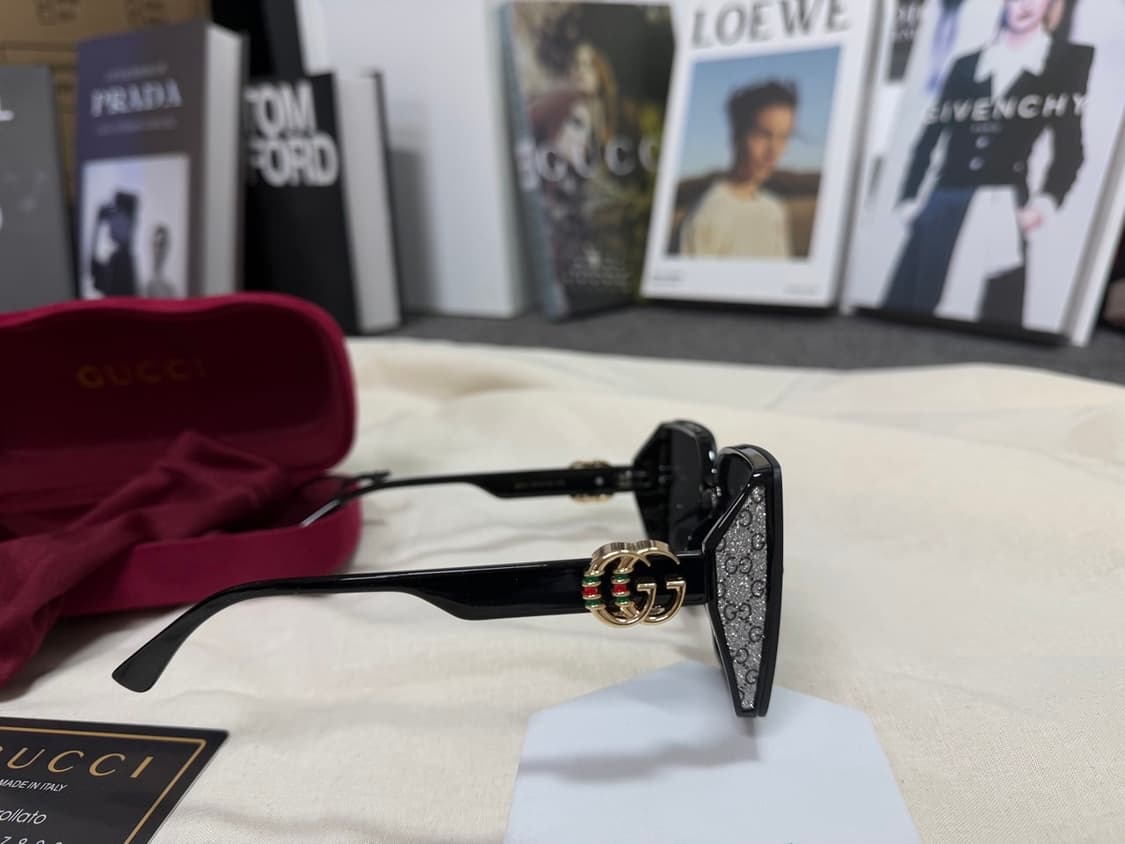 구찌 크리스탈 실버 GG로고 선글라스 상품이미지6